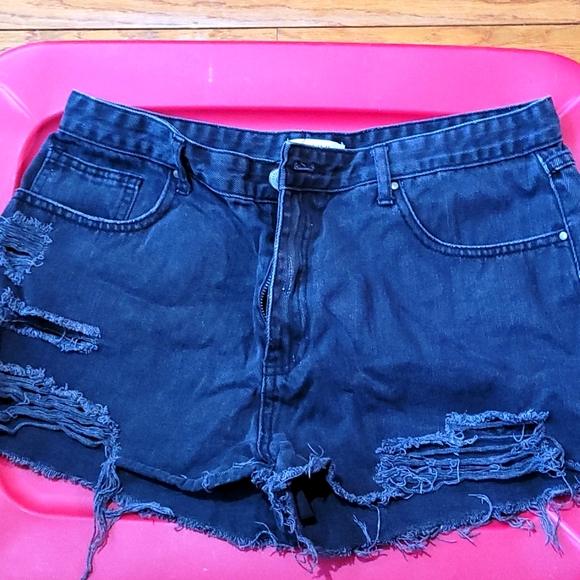 Forever 21 Black shorts - Picture 1 of 2